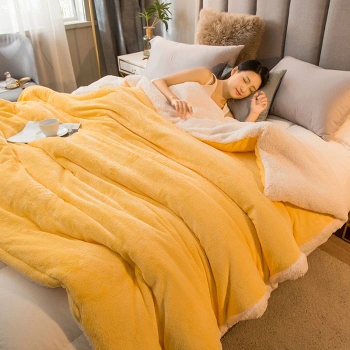 Wool Throw Blanket Double Sided Warm Winter Bedspread For Bedroom And Camping 9
