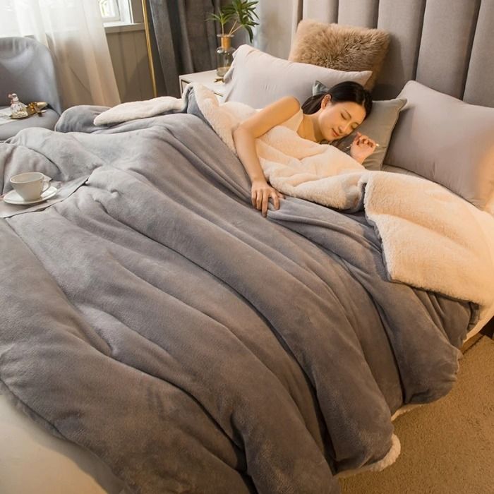 Wool Throw Blanket Double Sided Warm Winter Bedspread For Bedroom And Camping 16