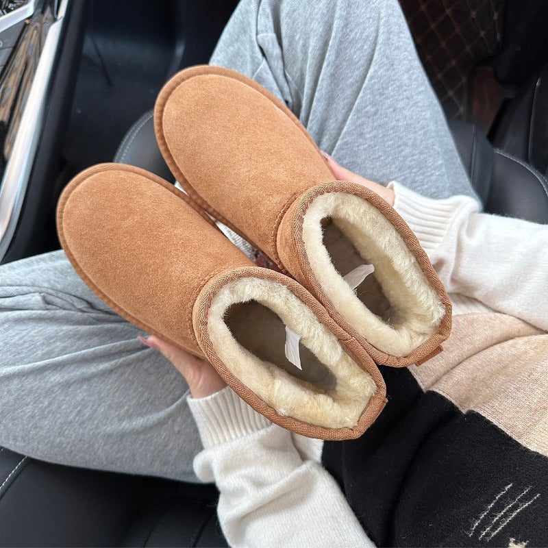 Winter Thick and Warm Boots for Women and Men, Real Leather and Fur, Mens and Women's Sheepskin and Wool Integrated