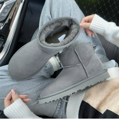 Winter Thick and Warm Boots for Women and Men, Real Leather and Fur, Mens and Women's Sheepskin and Wool Integrated
