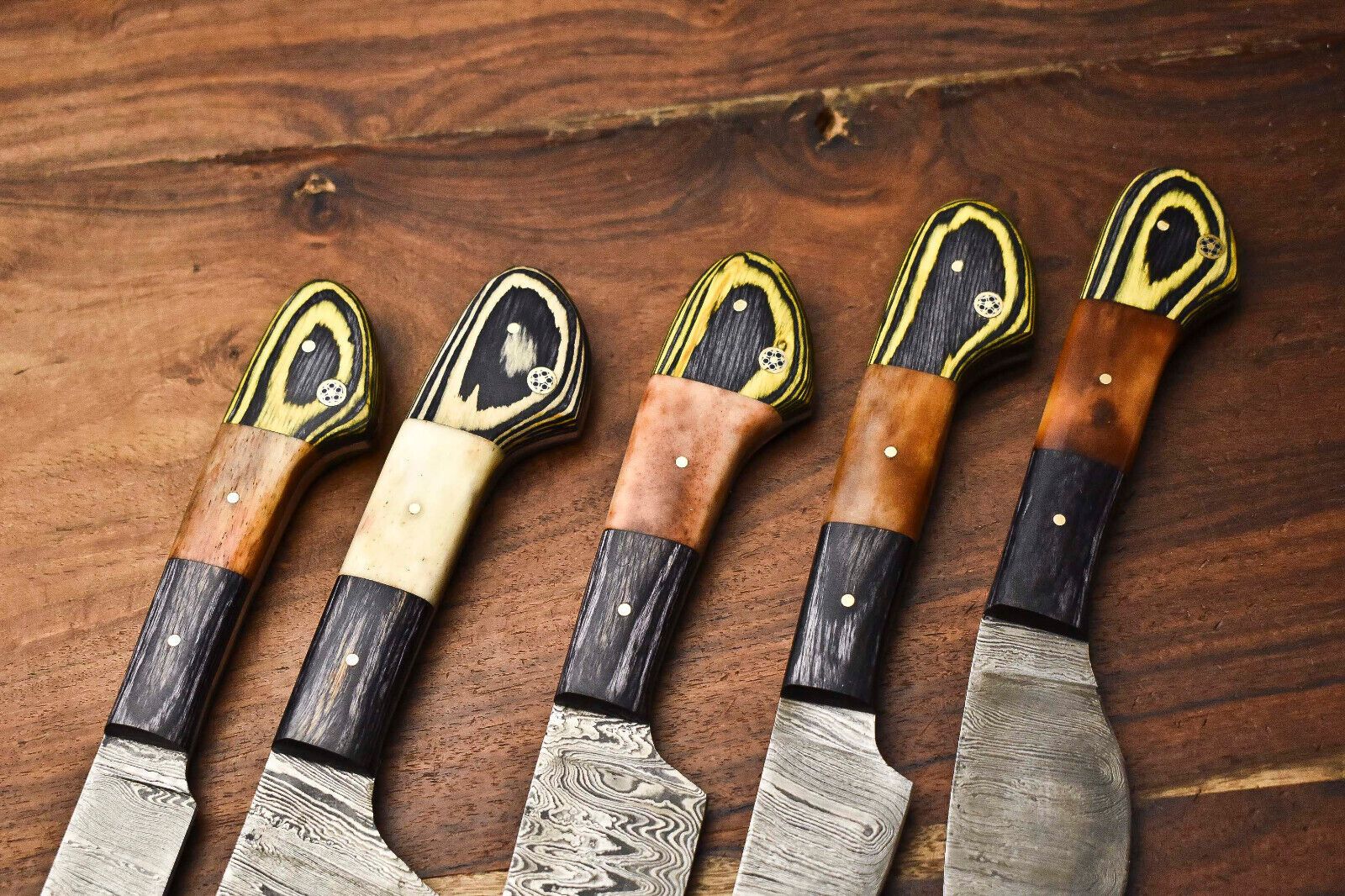 Custom Lot Of 5 Handmade Hammered Damascus Steel Chef Knives Set  Professional Full Tang Kitchen Bl