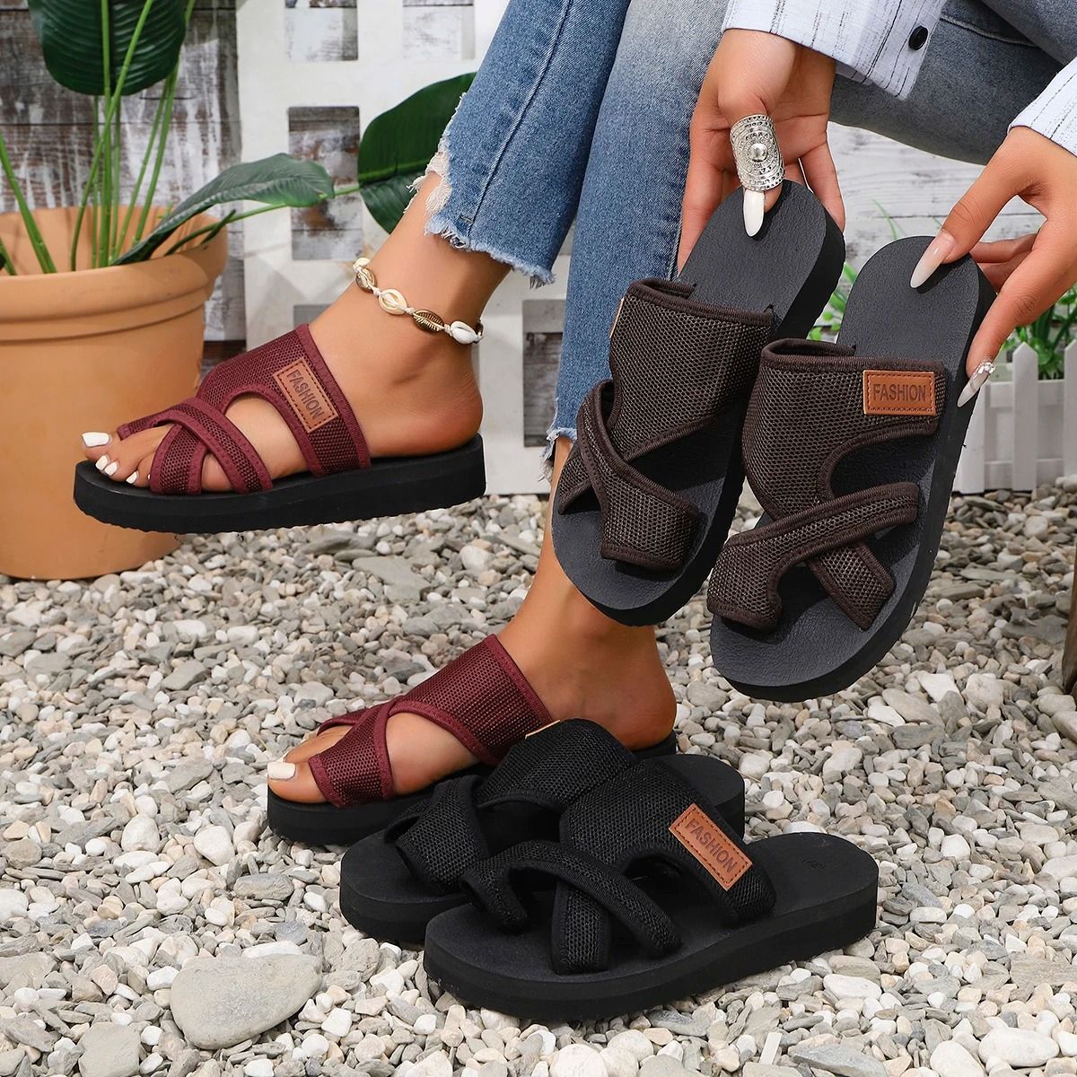 Womens Lightweight Hollow Sandals  Breathable Beach Vacation Slippers 5