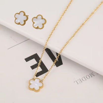 Luxury Gold Plated Clover Bracelet  Adjustable Stainless Steel 316L Flower Jewelry For Women 16