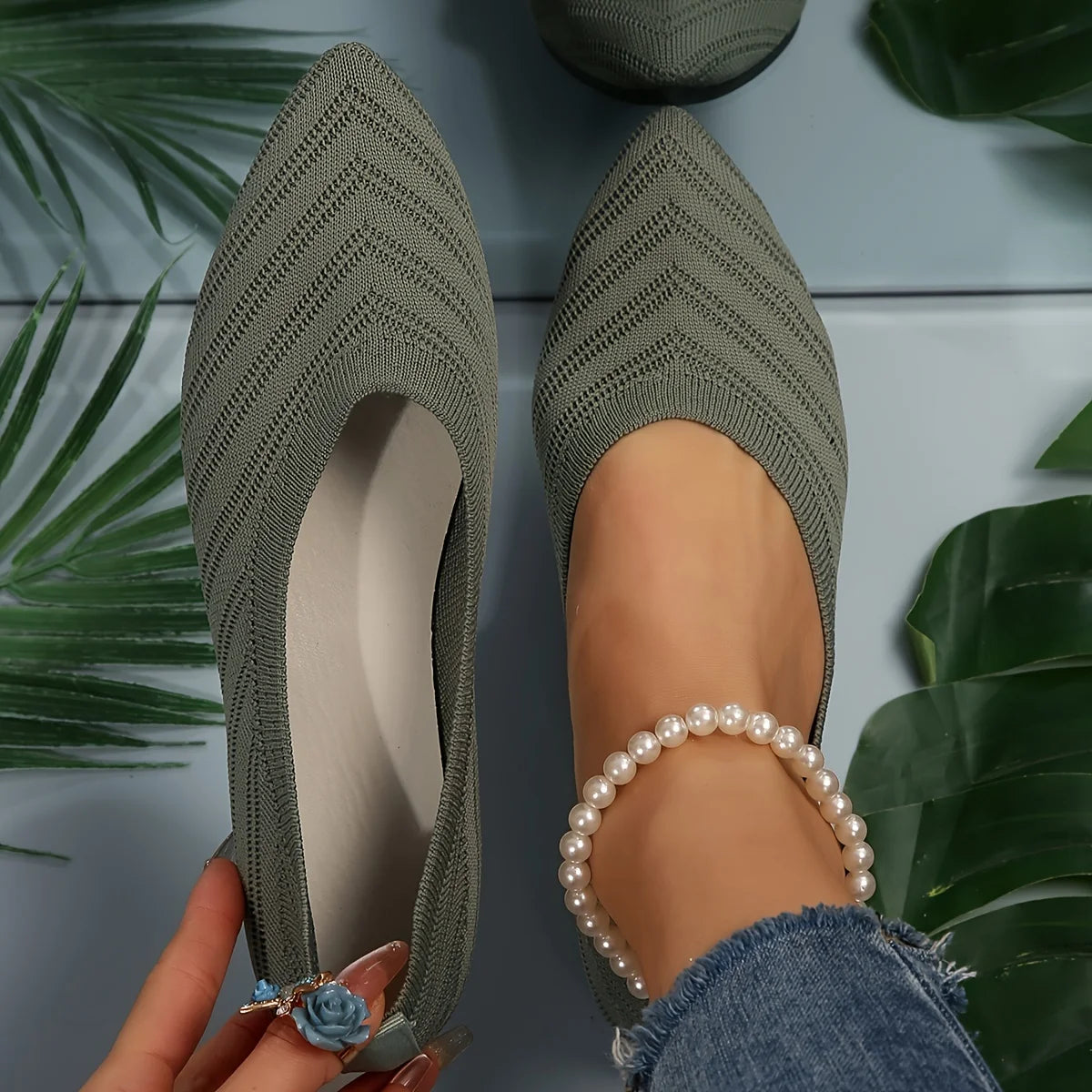 Casual Womens Pointed Toe Flat Shoes, Solid Color Knitted Slip On Ballet Flats, Lightweight Breathable Loafers