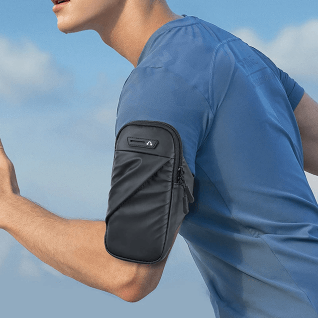 Waterproof Running Phone Armband Bag with Adjustable Fit