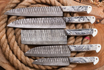 Custom Damascus Steel Chef Knife Set  Hand Forged 5pcs Full Tang Knives 1