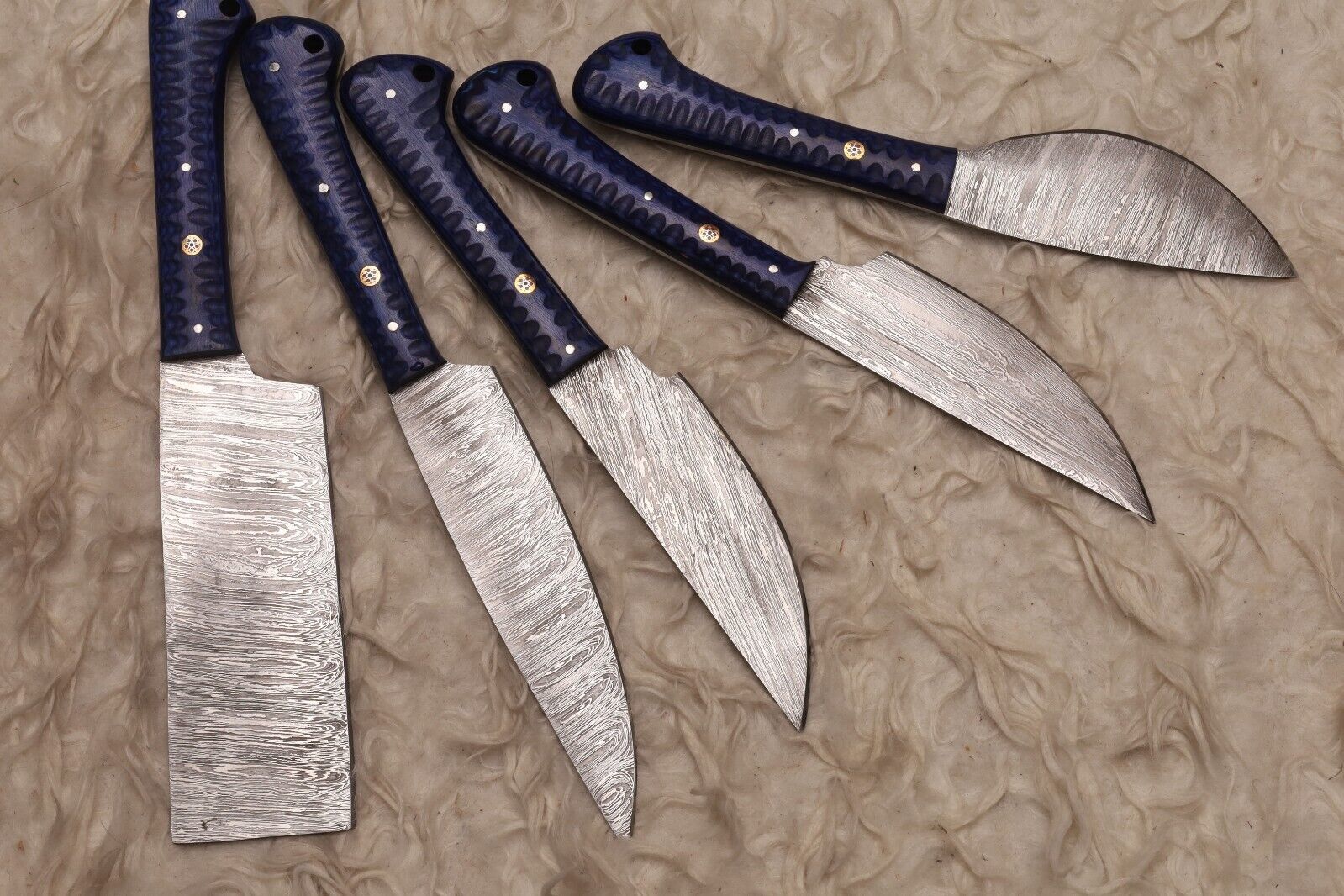Elegant Damascus Steel Kitchen Knives With Wooden Handles  Gift Set 3