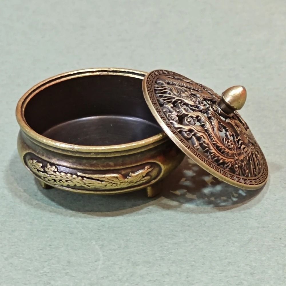 Mini Aromatherapy Incense Burner With Three Legged Design 1
