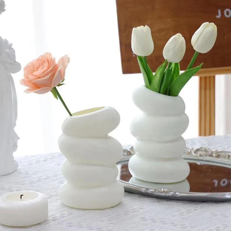 Nordic Spiral White Vase  Modern Plastic Flower Arrangement Container 2