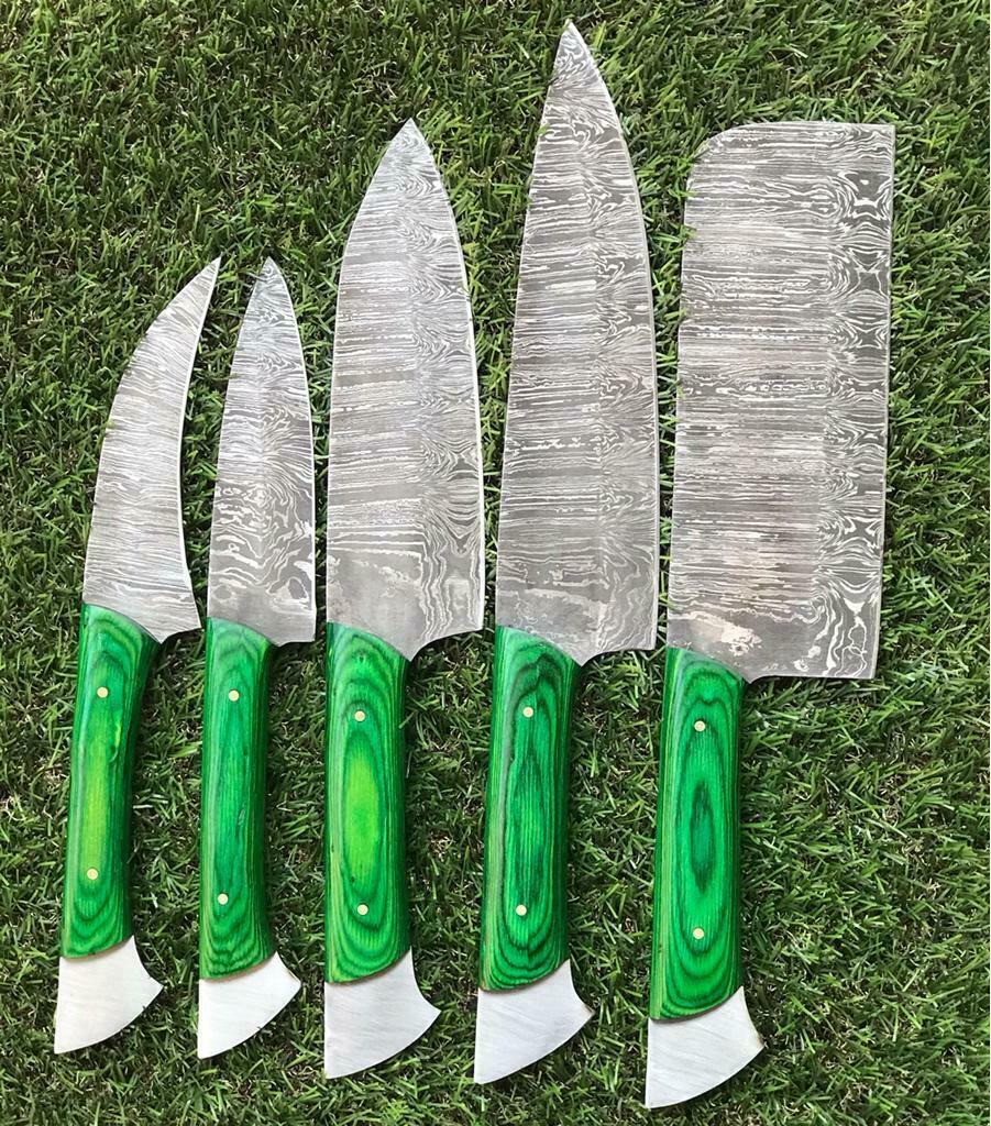 Chef Knife Set In Twist Damascus Steel  Handmade  Full Tang Knives 1