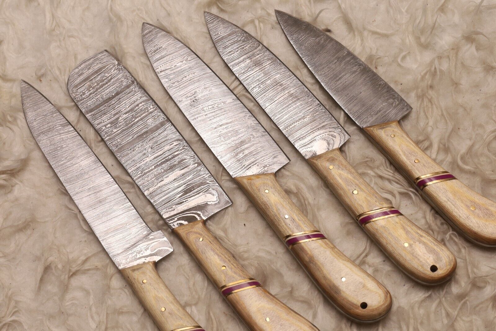 Custom Damascus Steel Chef Knife Set For Professional Kitchens 2