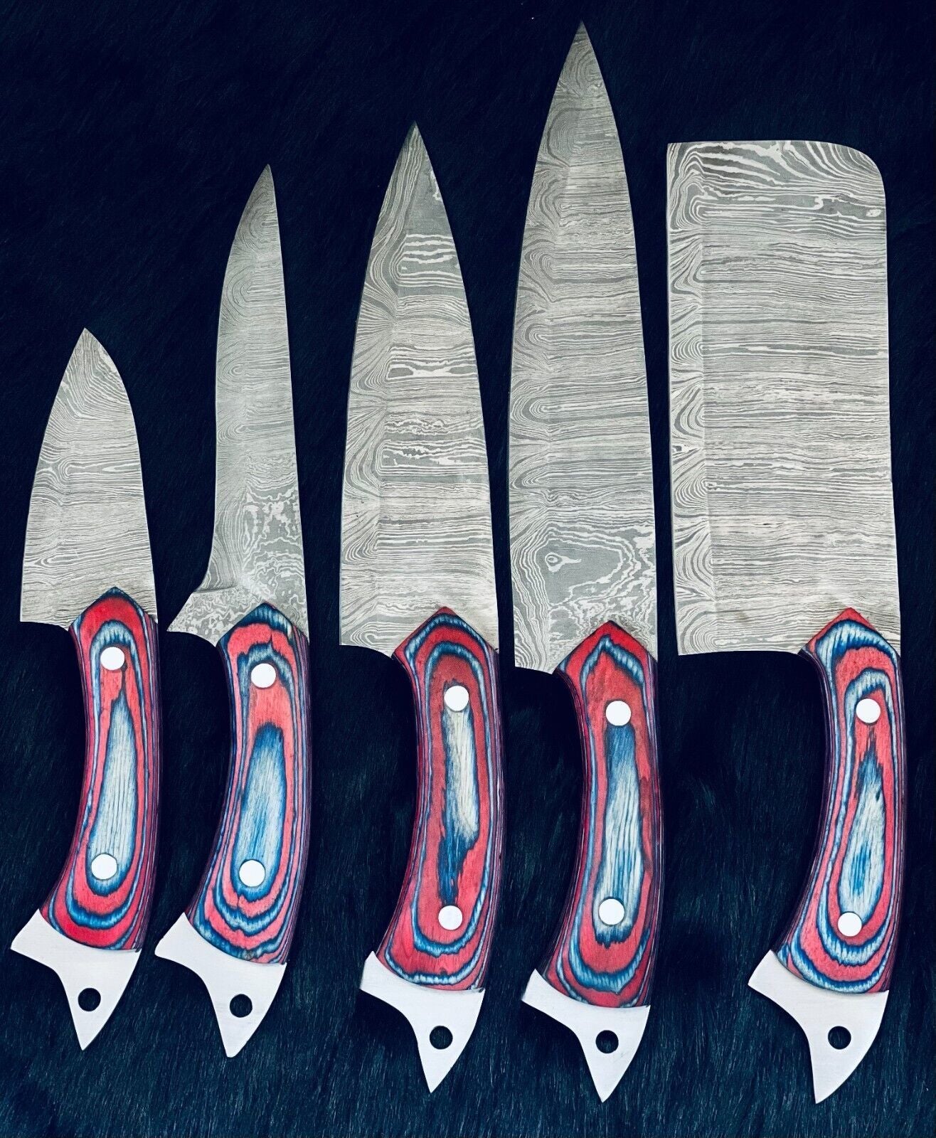 Hand-Forged Damascus Kitchen Knife Set – Twist Pattern Blades