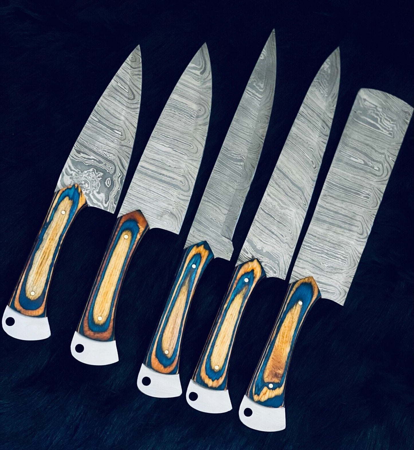 Twist Pattern Damascus Chef Knife Set  Professional Handmade Knives 1