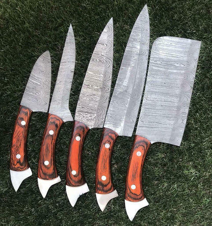 Twist Pattern Damascus Chef Knife Set  Handmade Kitchen Knives 1