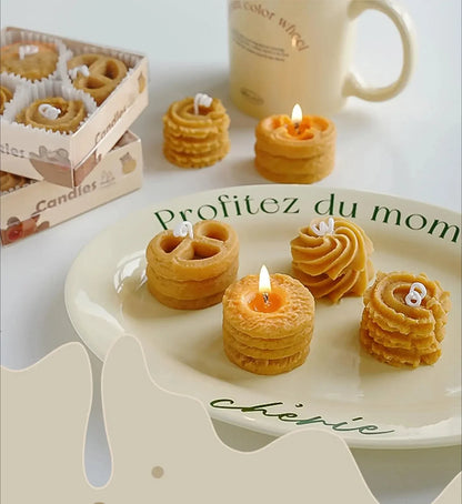 Biscuit Shaped Scented Candle, Aromatic Cookies Candle for Stress Relief, Decorative Table Prop, Perfect Birthday Gift