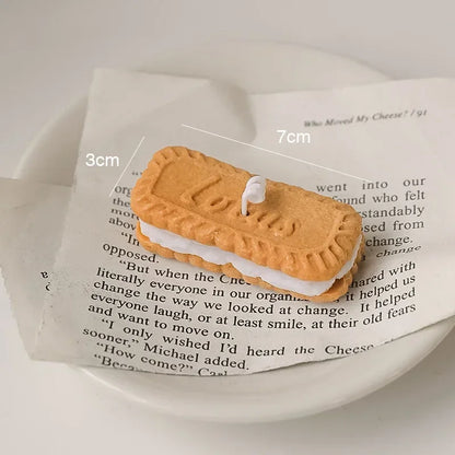 Biscuit Shaped Scented Candle, Aromatic Cookies Candle for Stress Relief, Decorative Table Prop, Perfect Birthday Gift