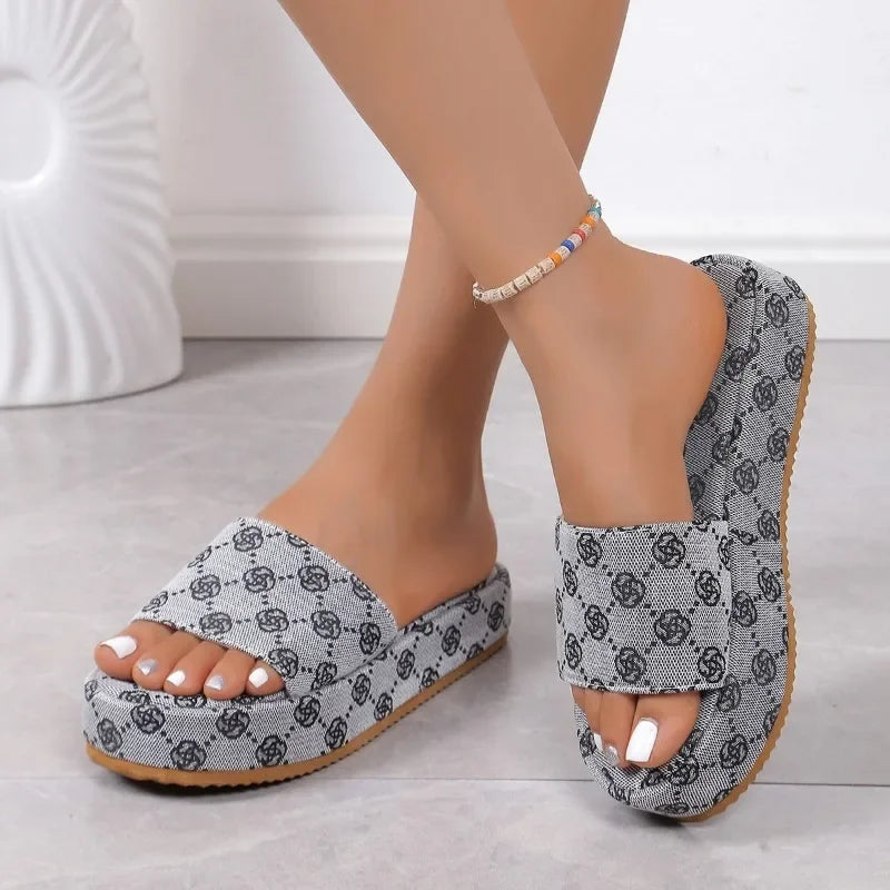 Designer Women Platform Slippers, Outdoor Floral Sandals, Ladies Beach Shoes, Flat Sandals, Women Shoes, Summer Sandal