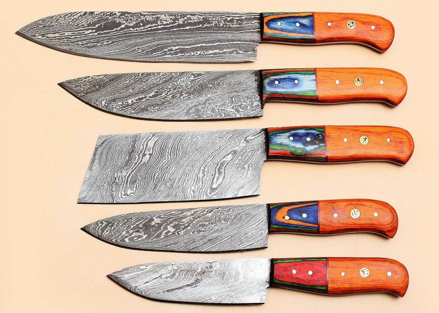 Culinary Masterpiece – Handmade Damascus 5-Piece Knife Set