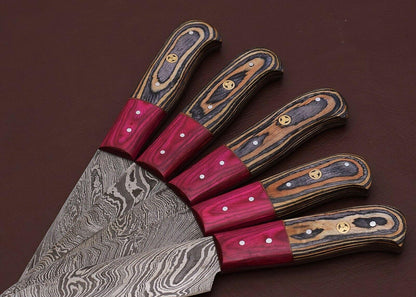Timeless Craftsmanship  Damascus Steel Chef Knife Set With Wooden Handle 3
