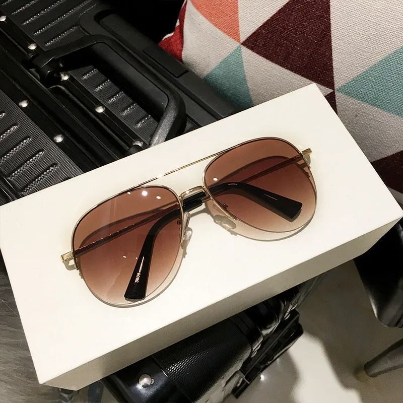Aviator Metal Frame Sunglasses With UV Protection 9