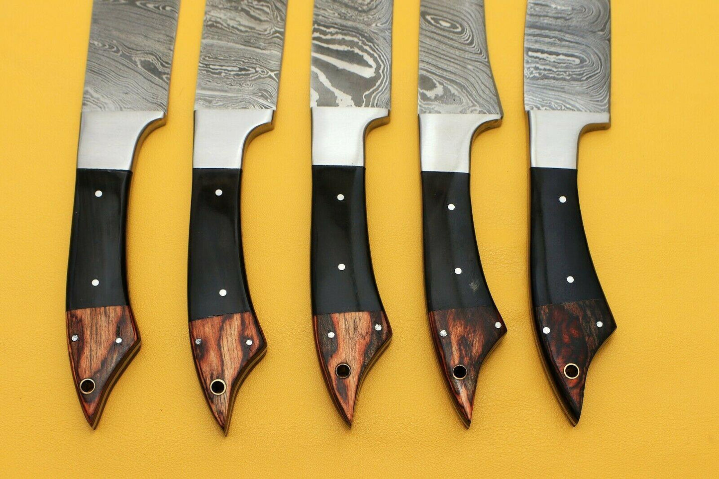 Handmade Damascus Chef Kitchen 5Piece Knife Set With Horn  Wood Handle 1