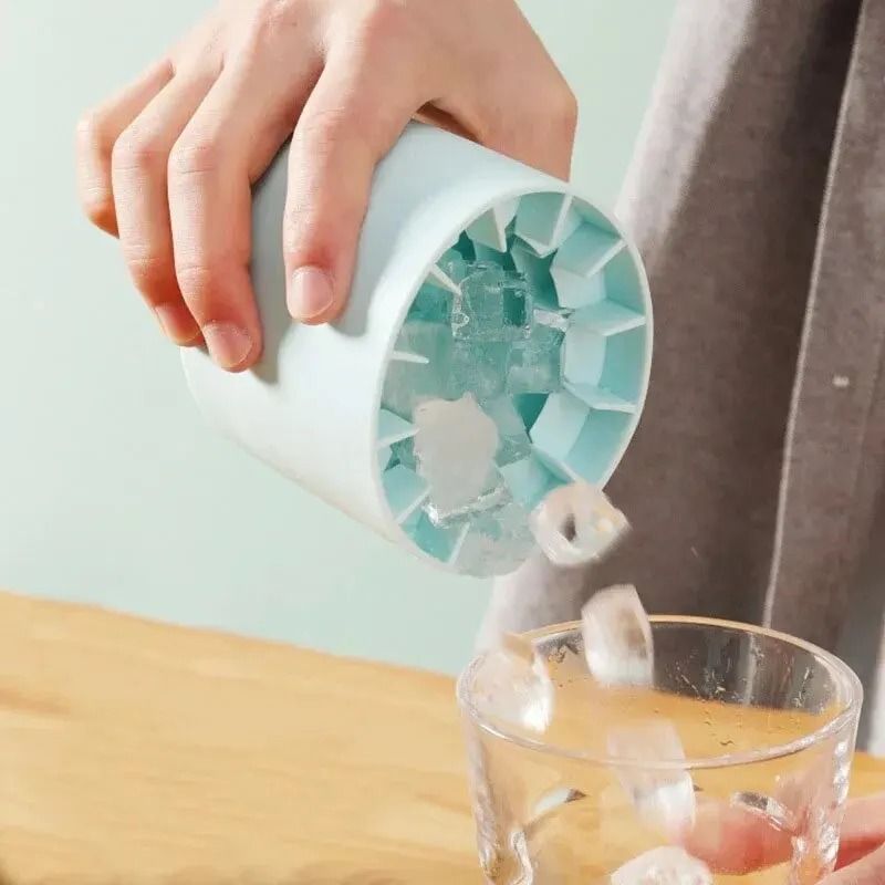 Silicone Round Ice Cube Mold with Ice Bucket