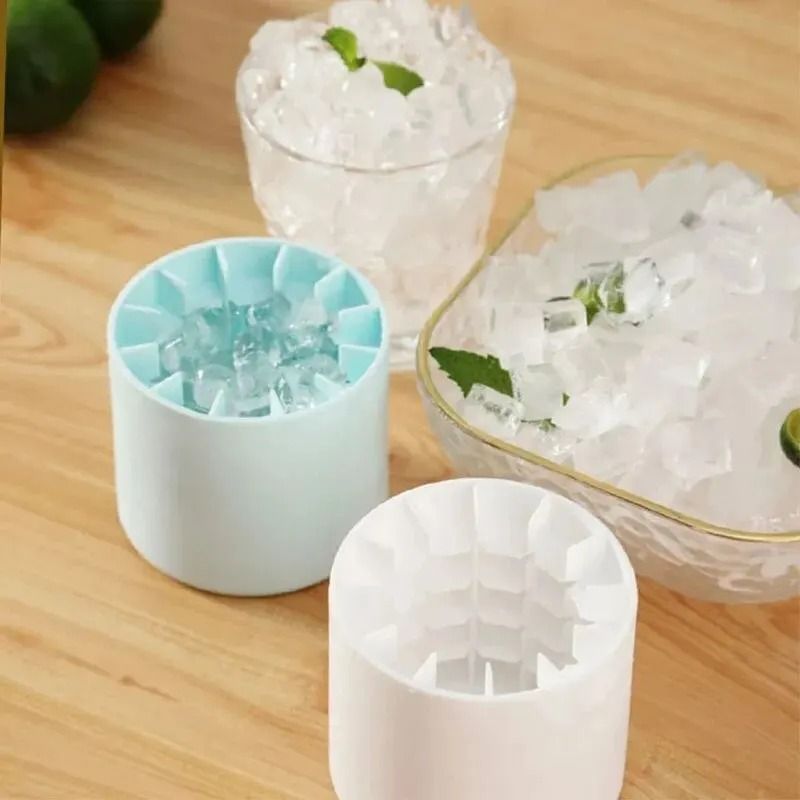 Silicone Round Ice Cube Mold With Ice Bucket 3
