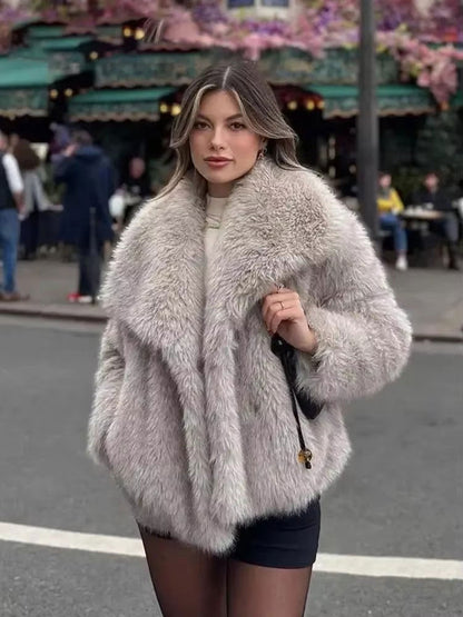 Elegant Women's Faux Fur Coat, Warm Fluffy Jacket, Long Sleeve Lapel Outerwear, Loose High Street Fashion for Autumn