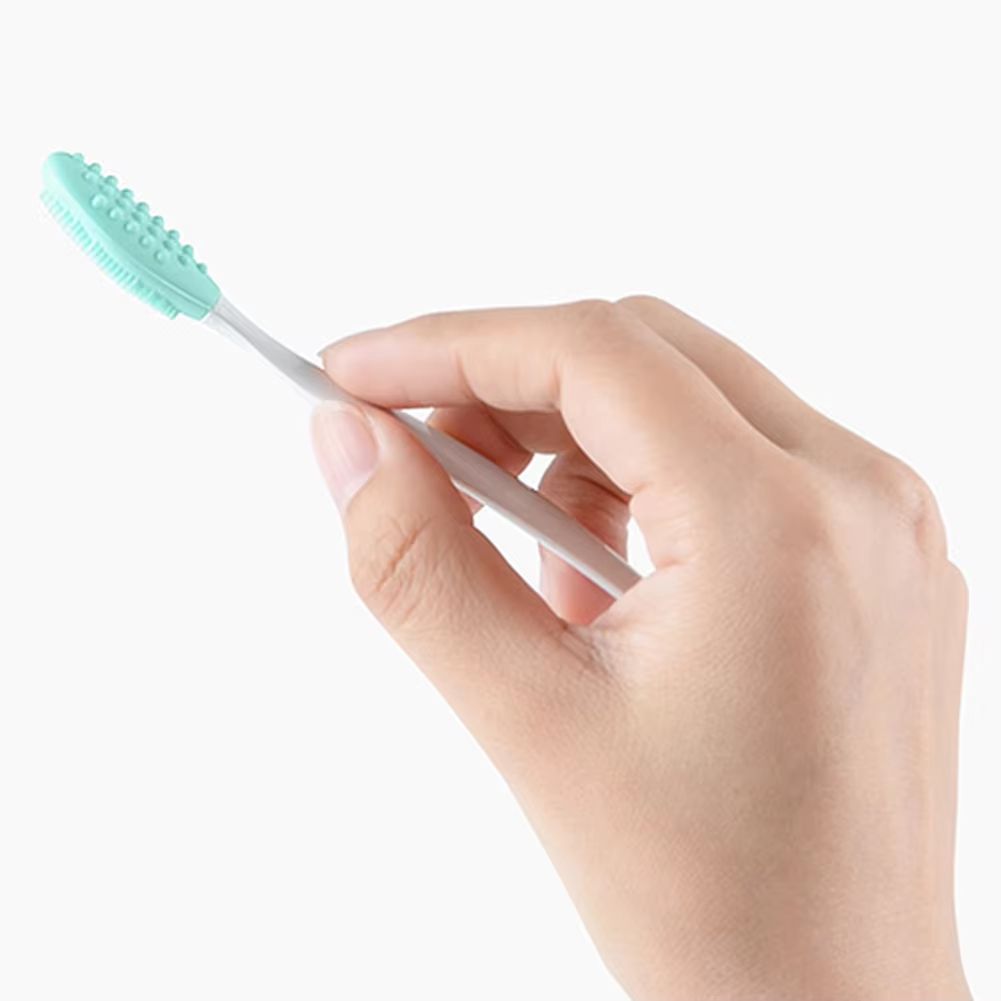 Silicone Face Cleansing Brush With Replacement Heads  Exfoliating Blackhead Removal Tool 4
