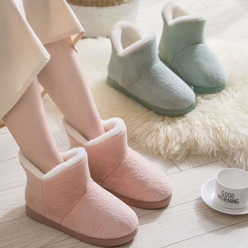 2025 Winter Warm Indoor Slippers  Unisex AntiSlip Snow Boots For Men  Women 1