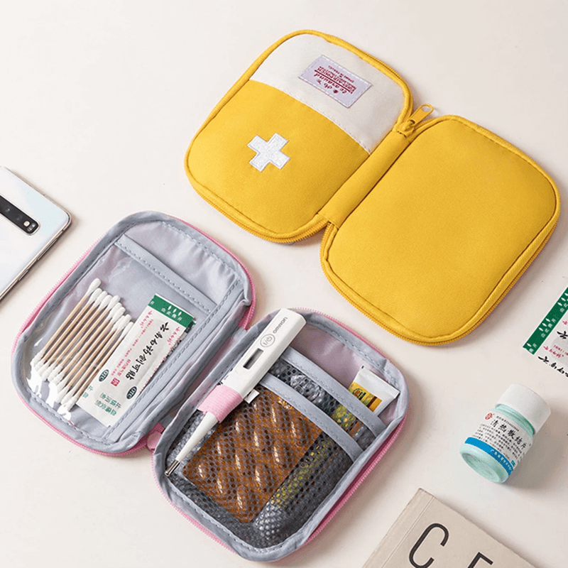 Portable First Aid Bag Small Travel Emergency Medicine Storage Kit 2
