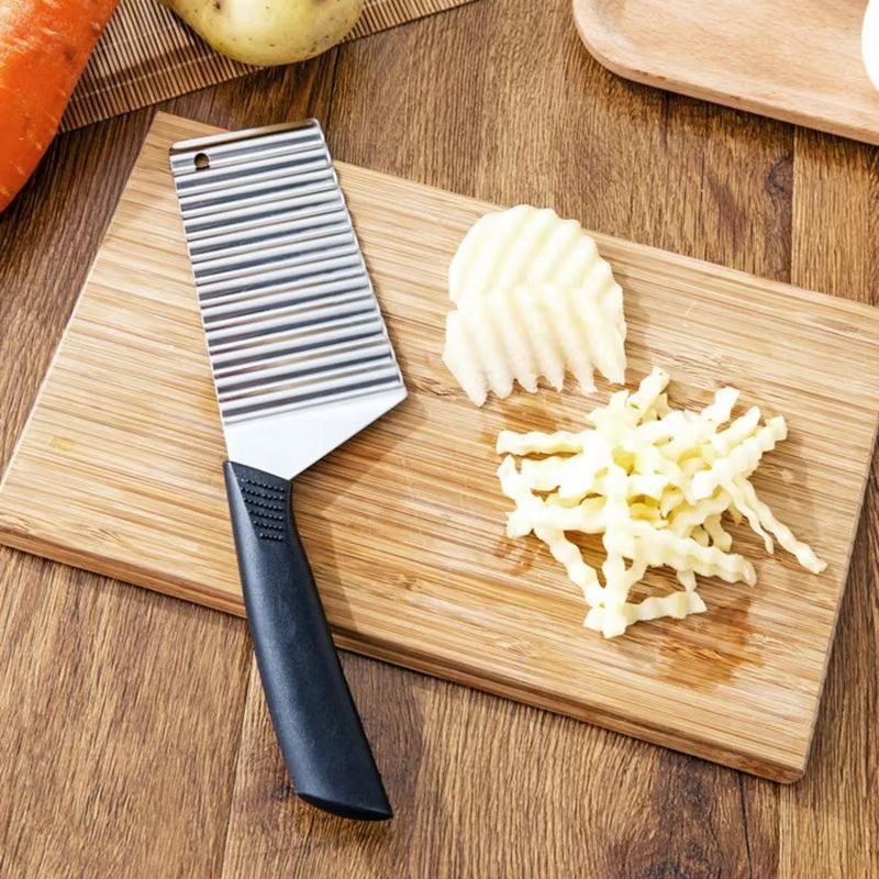 Stainless Steel Crinkle Cutter  Wavy Vegetable  Potato Slicer Knife 2