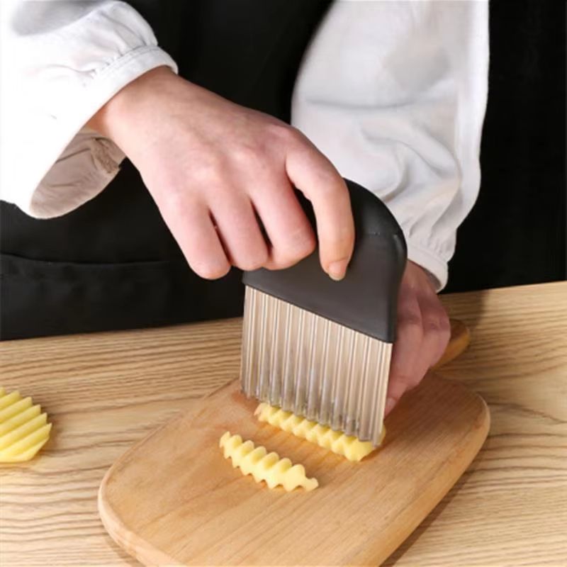 Stainless Steel Crinkle Cutter  Wavy Vegetable  Potato Slicer Knife 4