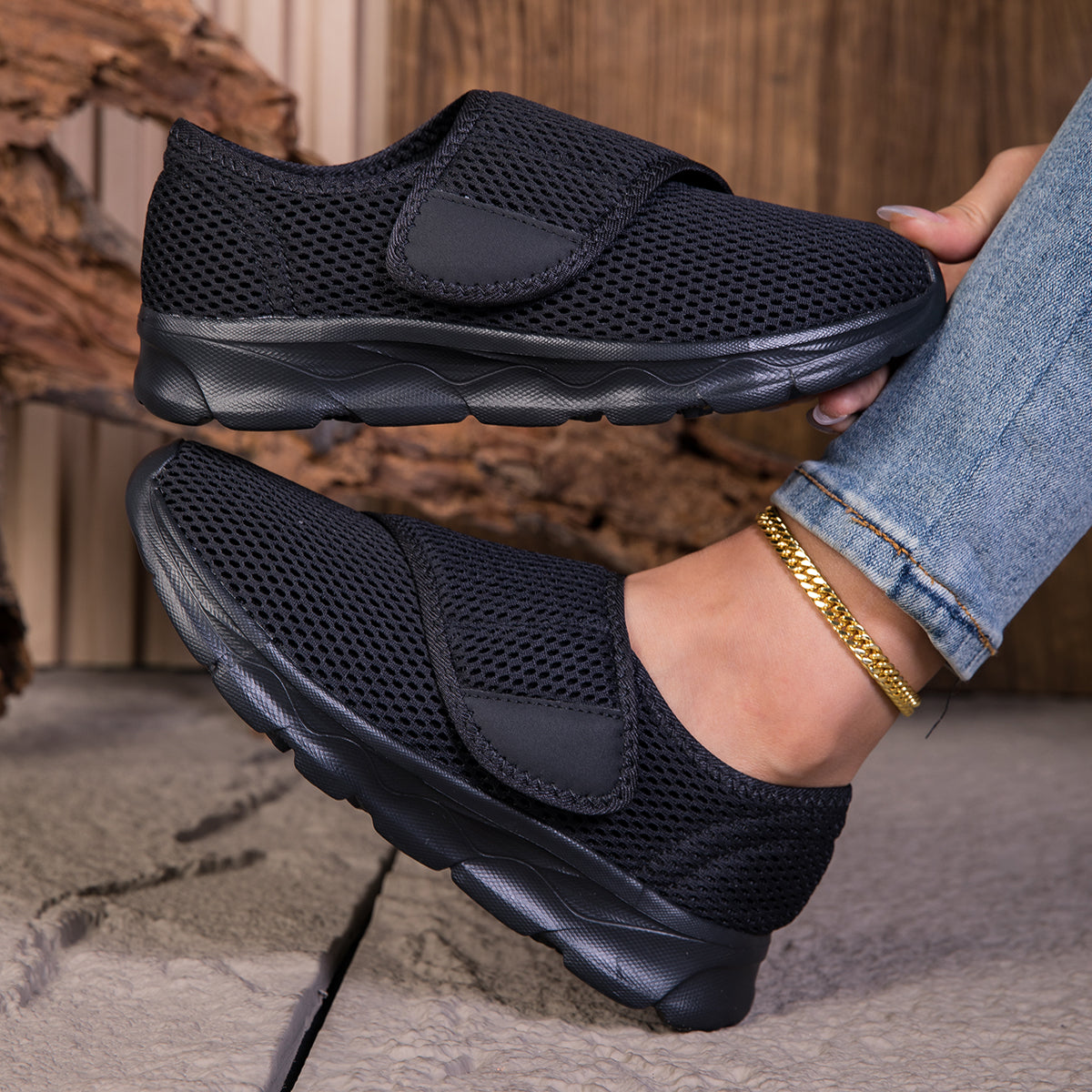 New Women Orthopedics Wide Feet Swollen Walking Casual Shoes Soft Comfortable Diabetic Shoes For Me 1