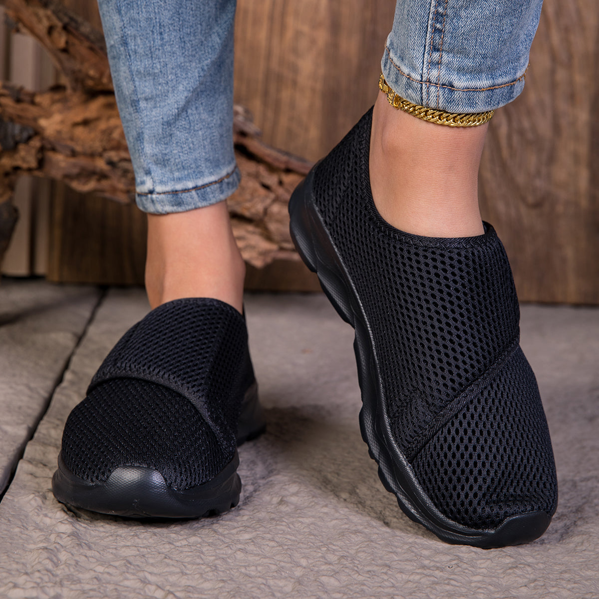 New Women Orthopedics Wide Feet Swollen Walking Casual Shoes Soft Comfortable Diabetic Shoes For Me 3