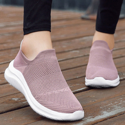 Lightweight Unisex SlipOn Sneakers Soft Sole Running Shoes For Men  Women Casual Walking Loafers 1