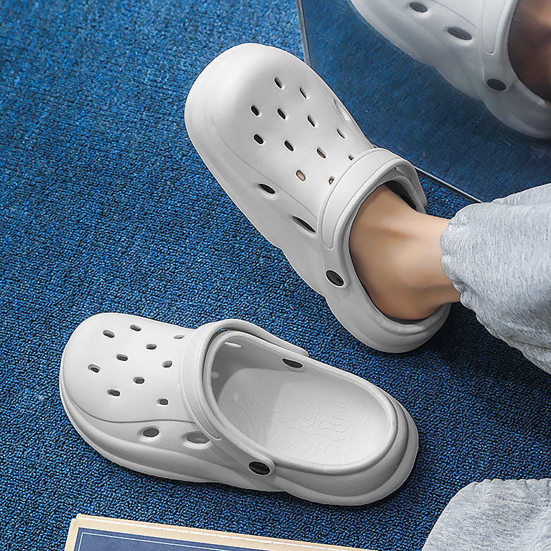 EVA Clogs Hot Sale Couple Sandals For Beach  Summer Lightweight Casual Shoes For Men  Women 2