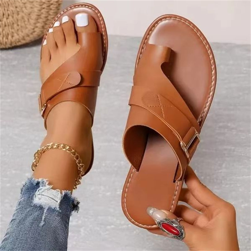 Lightweight Women Sandals Shoes For Summer Beach Stylish NonSlip Casual Slides  Women Slippers 2