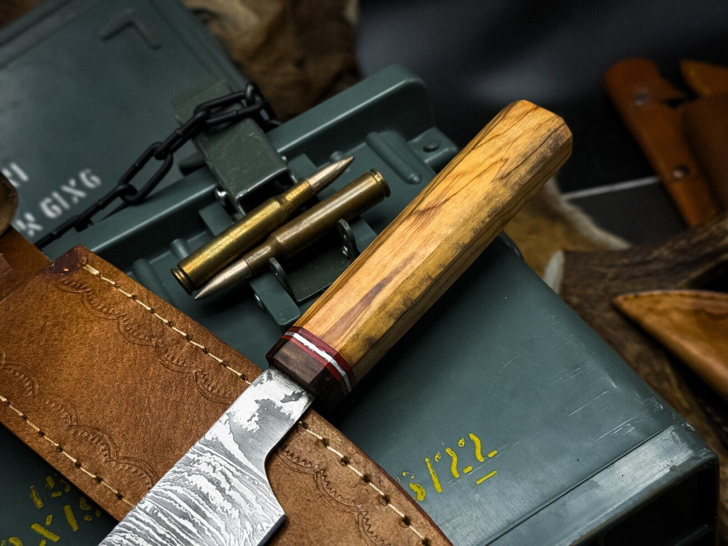 Hand Forged Damascus Steel Kitchen Knife  Full Tang Wooden Handle Chef Blade 1