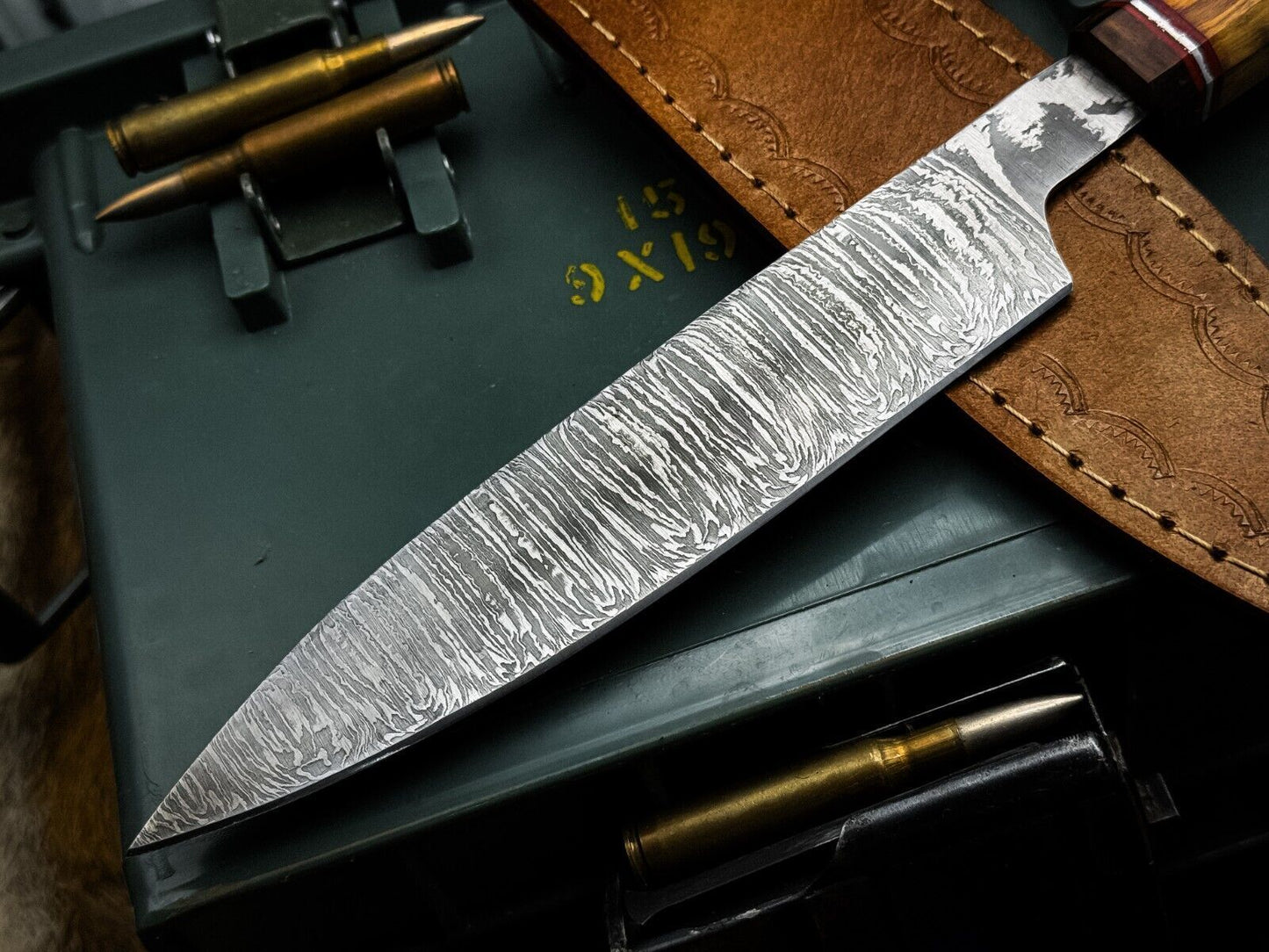 Hand Forged Damascus Steel Kitchen Knife  Full Tang Wooden Handle Chef Blade 2