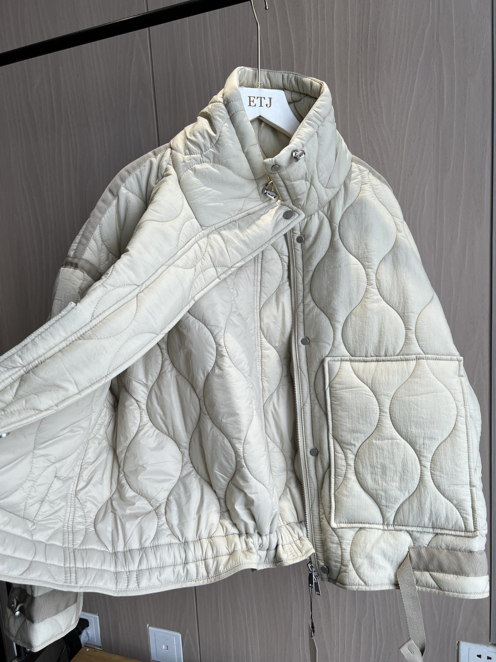 Quilted Jacket For Women Beige Cotton Coat With Drawstring Ties High Neck Pocket Clip 2