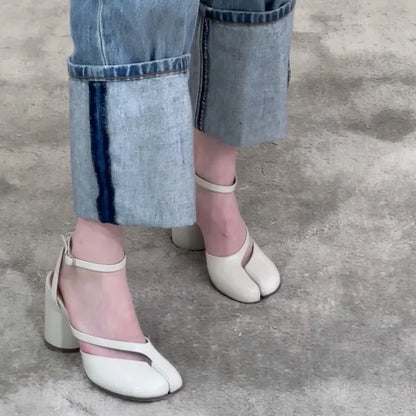 Elegant Designer Split Toe Patent Leather Chunk Heeled Sandals Womens Fashion Buckle Pumps  Mary Ja 2