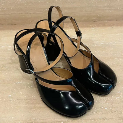 Elegant Designer Split Toe Patent Leather Chunk Heeled Sandals Womens Fashion Buckle Pumps  Mary Ja 6