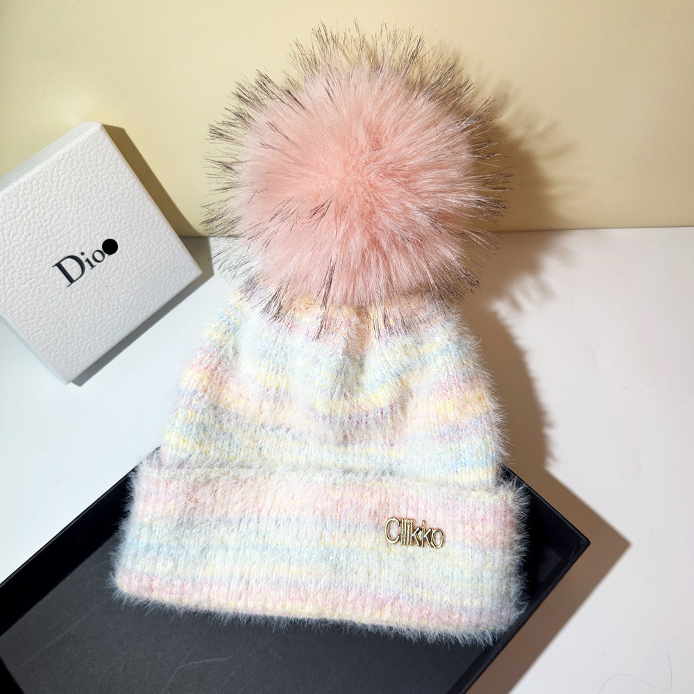 Autumn and Winter, Cllikko Gradient Knitted Hat, Imitation Mink Fur, Artificial Fox Fur Ball, Thickened Warm Design Cap.