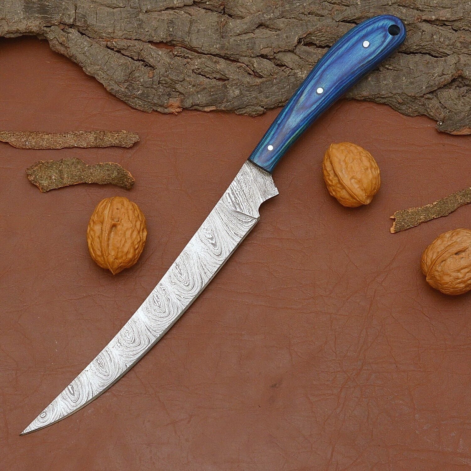Handcrafted Damascus Steel Cooking Knife – Elegant Wooden Handle Design