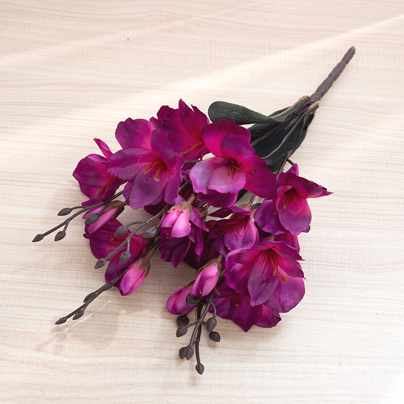 High Quality Artificial Flowers Autumn Magnolia Decoration Home Decor Flower Accessories 7