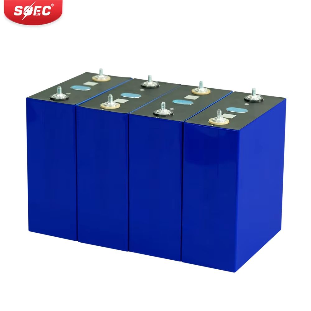 High Capacity 320Ah 32V LiFePO4 Deep Cycle Battery For RVs Solar Systems  Energy Storage 3