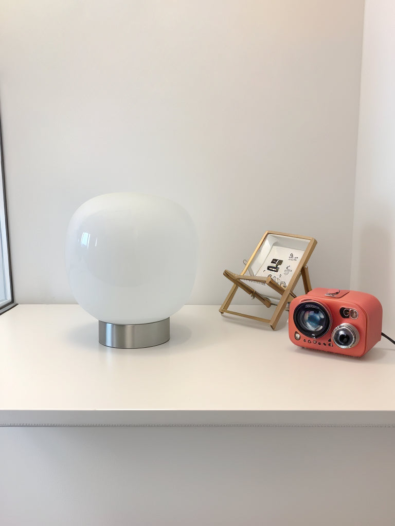 Modern Minimalist Desk Lamp, Table Light for Bedroom, Living Room, with Trichromatic Dimming