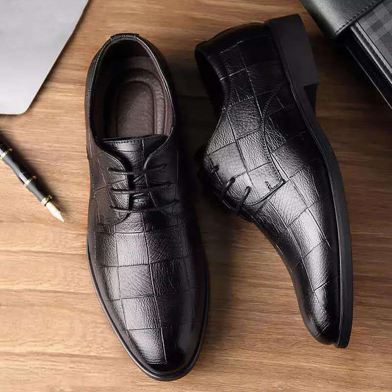 Luxury Classic Mens Leather Shoes British Style Autumn Dress Shoes Comfort Casual Business  Wedding 3