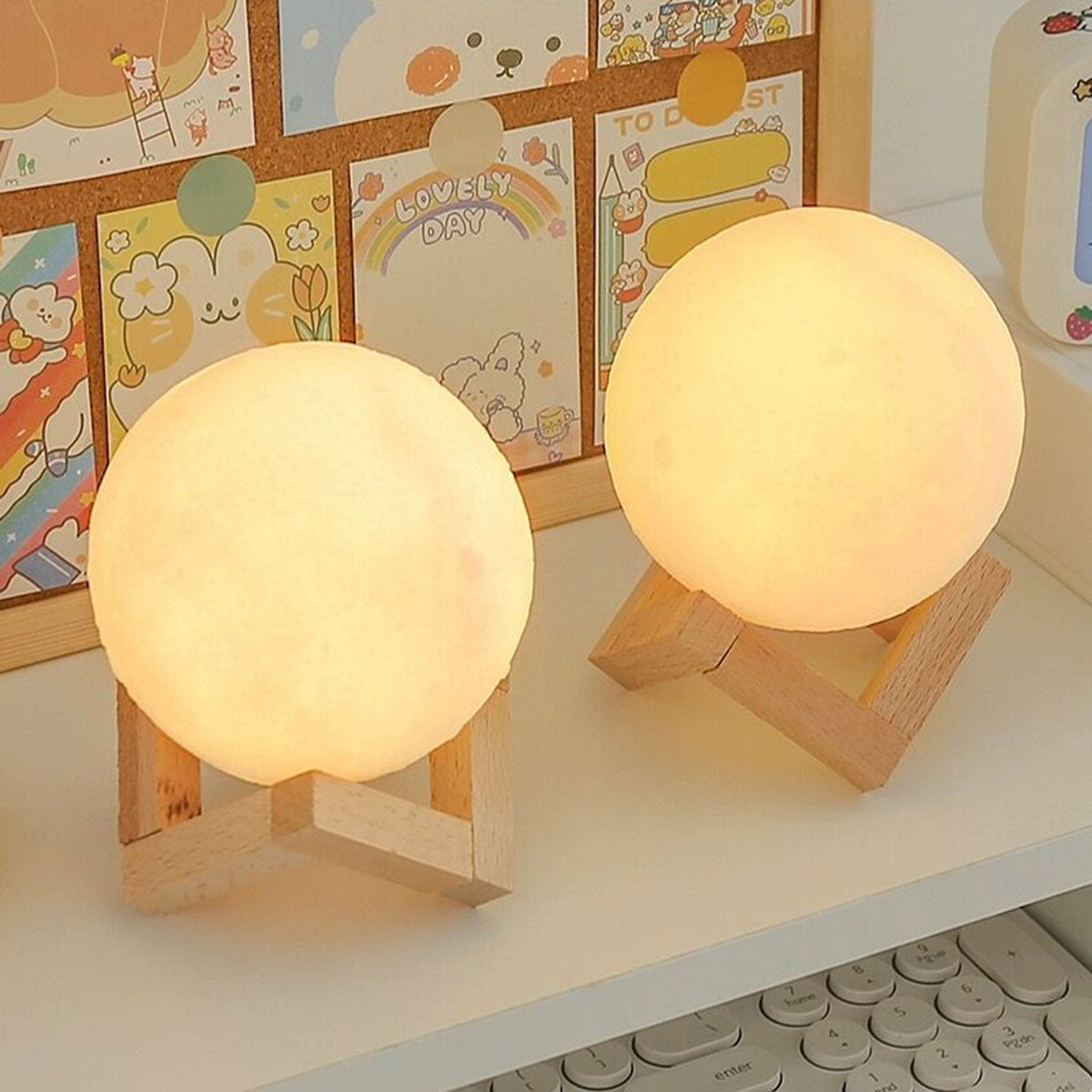 Moon Night Light, Romantic LED Moon Lamp, Soft Warm Ambience Light for Bedroom, Creative Gift Idea